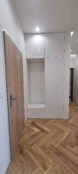 HMK Nábytok zákazkové stolárstvo